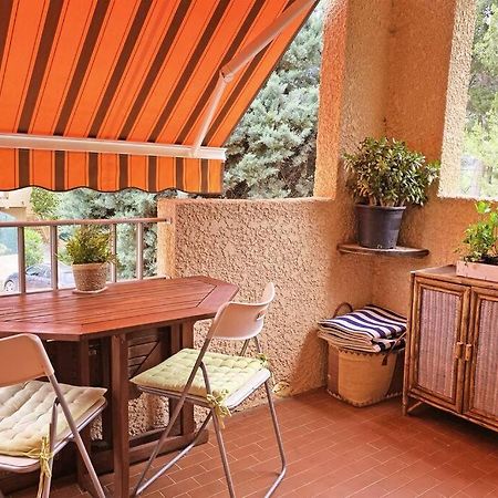 Joli Studio A 6 Min A Pied De La Plage Leilighet Sanary-sur-Mer Eksteriør bilde